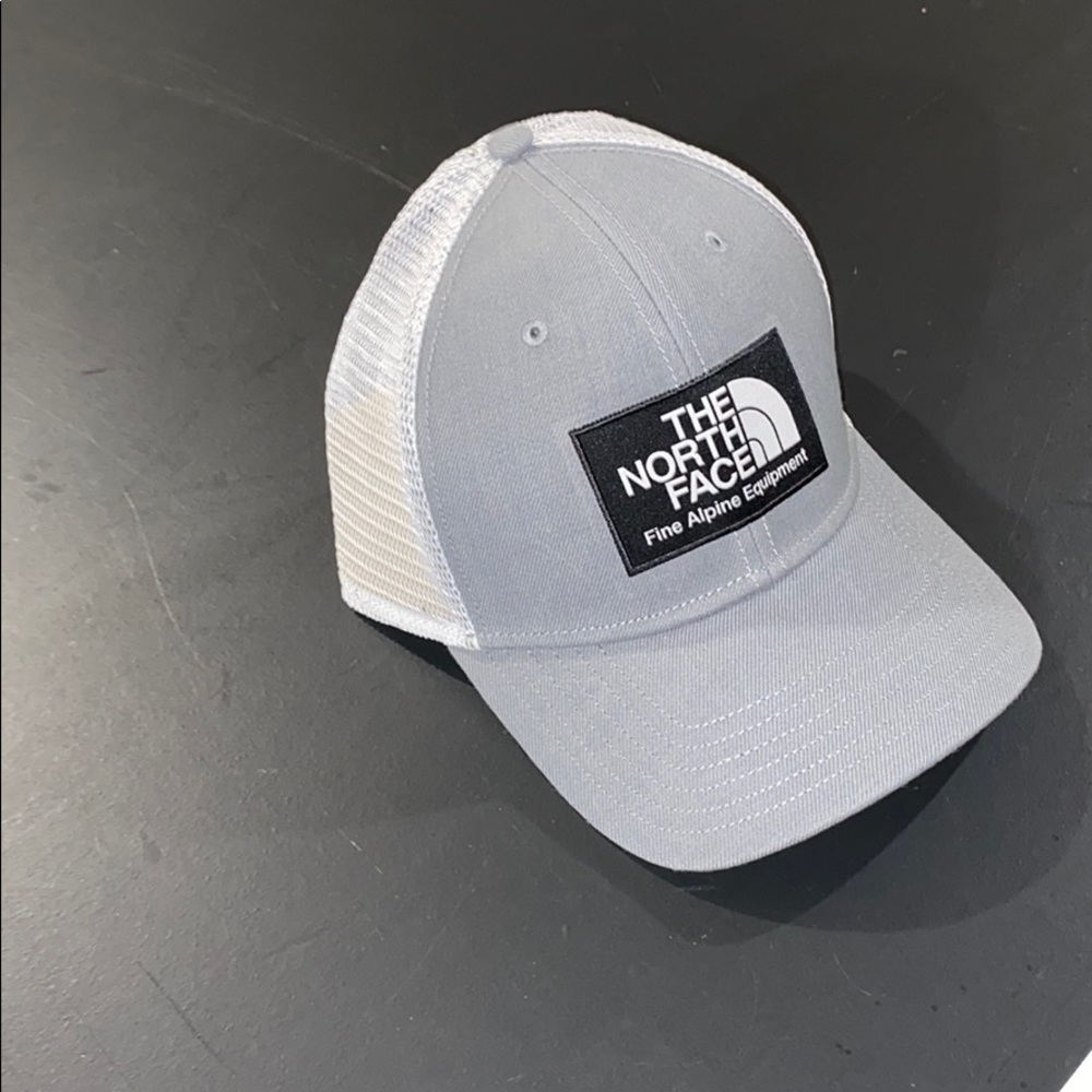 Northface Hat NWT